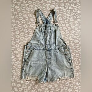 GAP Light Wash Denim Short Overalls